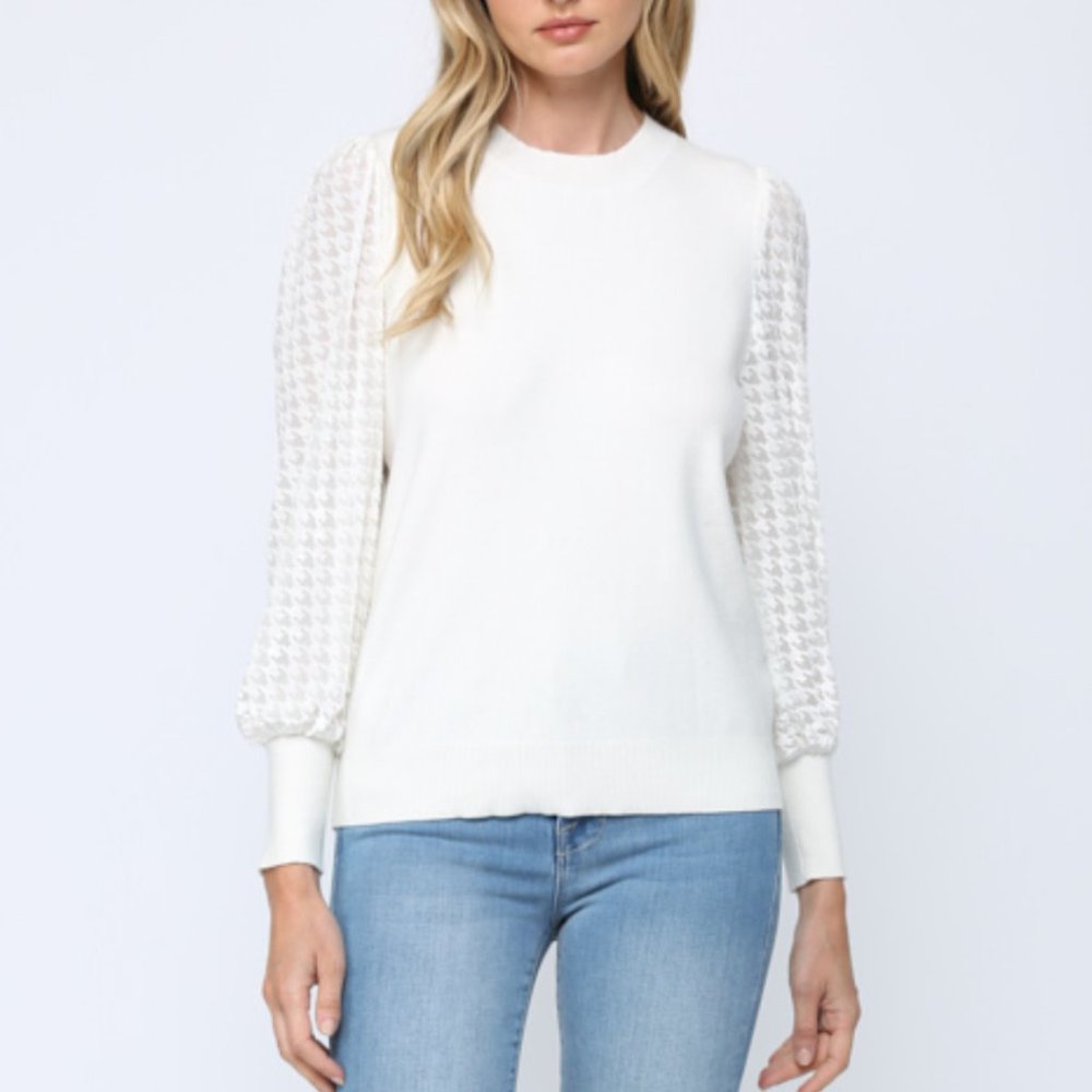 NWT - Fate Velvet Puff Sleeve Top